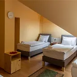 Betli Panzió 3*