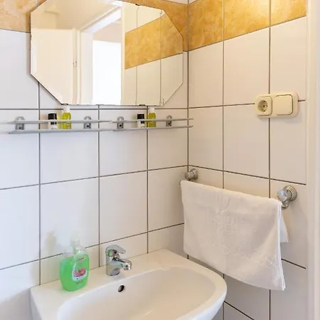 Betli Panzio 게스트하우스 3*