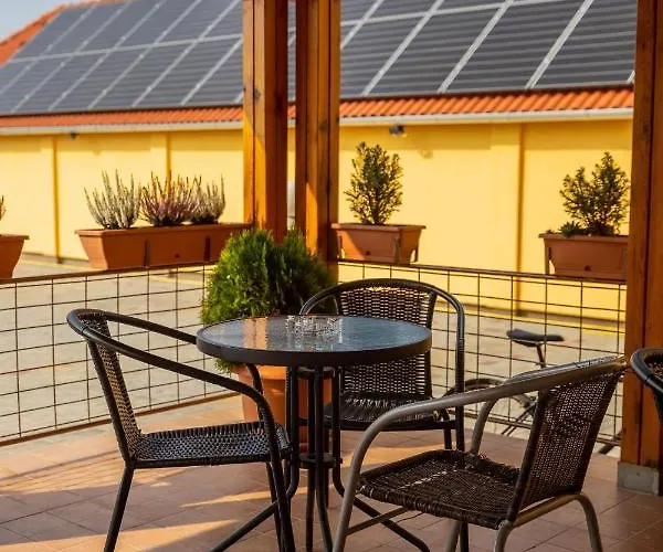 招待所 贝缇里帕兹奥旅馆